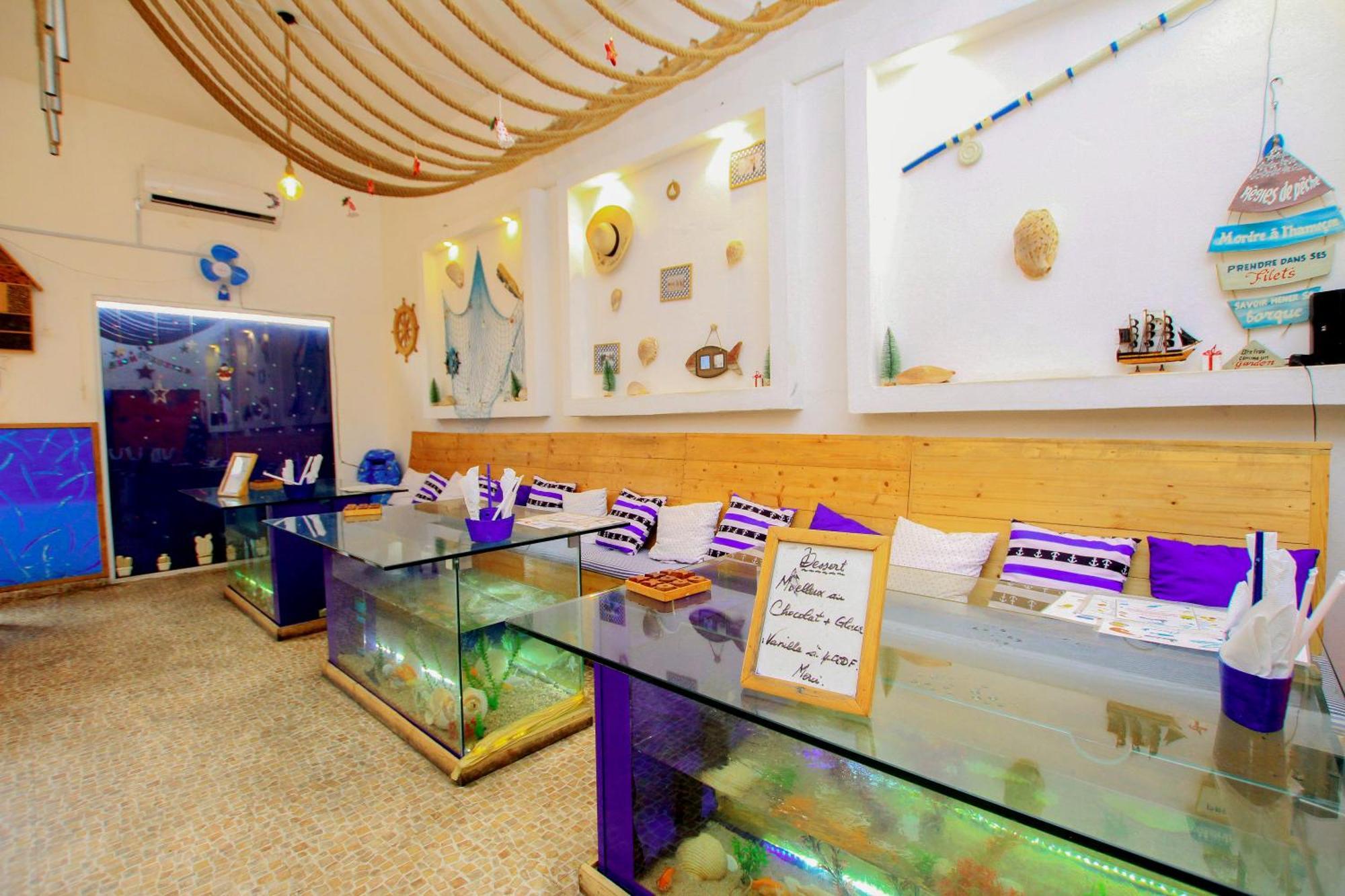 Hotel Le Prince Котону Экстерьер фото