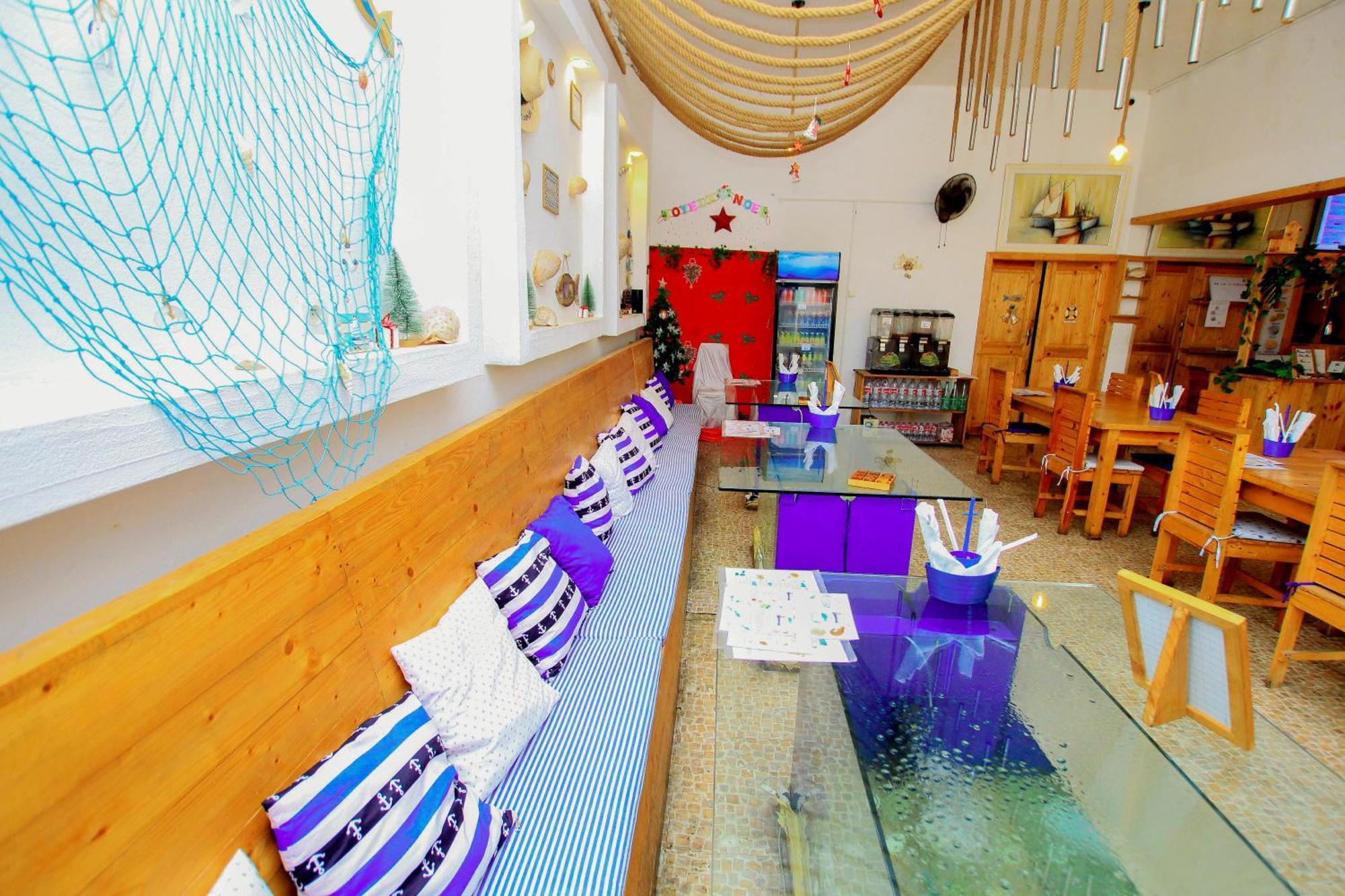 Hotel Le Prince Котону Экстерьер фото